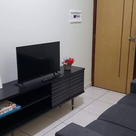 Lindo Apto De 2 Qts No Bandeirante Proximo Ao Aeroporto Apartment Brasilia Bagian luar foto