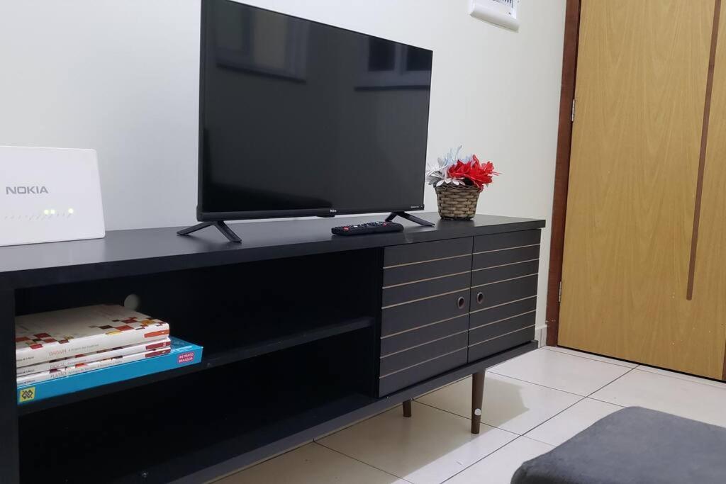 Lindo Apto De 2 Qts No Bandeirante Proximo Ao Aeroporto Apartment Brasilia Bagian luar foto